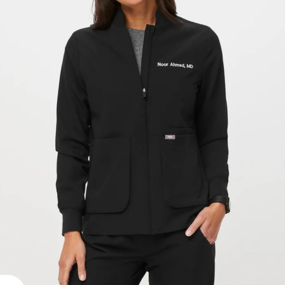 FIGS Women's Sebina Scrub Jacket in black